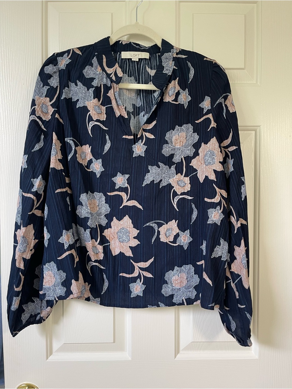 LOFT Navy Floral Long Sleeve Blouse Top Size Medium
